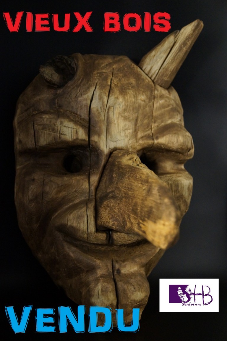 Masque déco en vieux bois prix unique 300.-